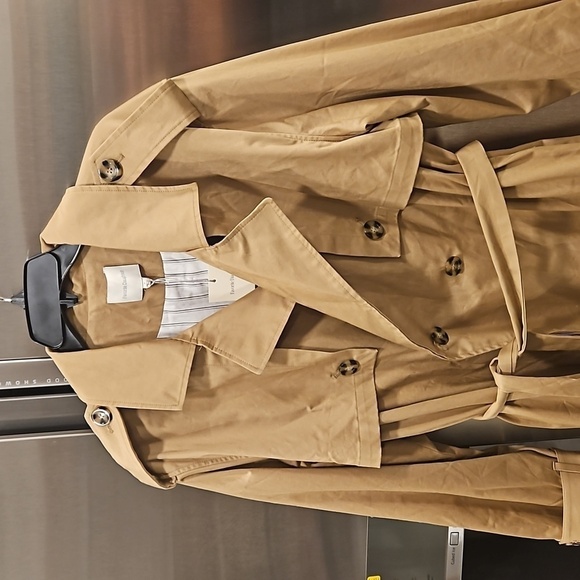 💕FAVORITE DAUGHTER💕 The Charles Double Breasted Trench Coat ~ Sand Medium NWT - Picture 10 of 16